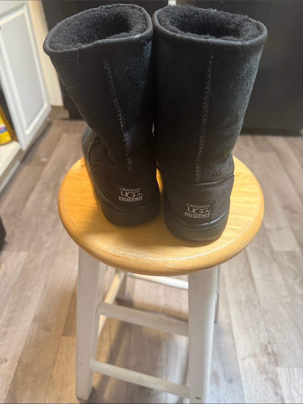 Active USA Black Shearling-Lined Women's Boots